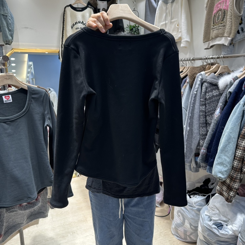 UNDERSTAR_VINTAGE東大門㊣實拍女裝新款25秋冬人氣長袖T恤UNDERSTAR_VINTAGE長袖T恤