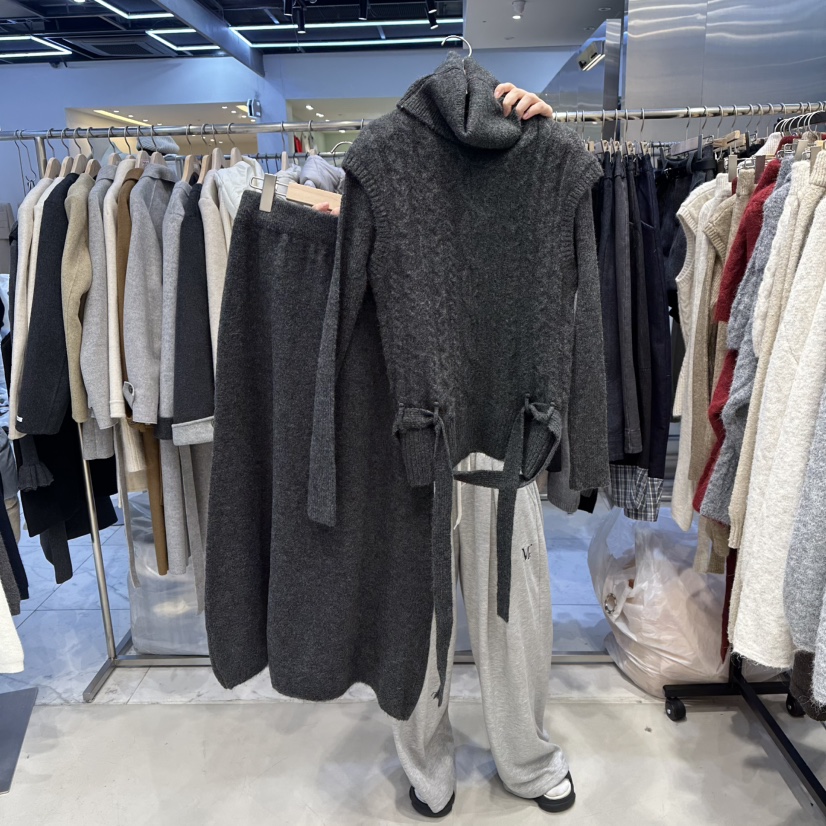 HOT PLACE/DREAM GIRIS韓國代購㊣女裝新品25秋冬套裝三件套含腰帶套裝HOT PLACE/DREAM GIRIS套裝圖色4