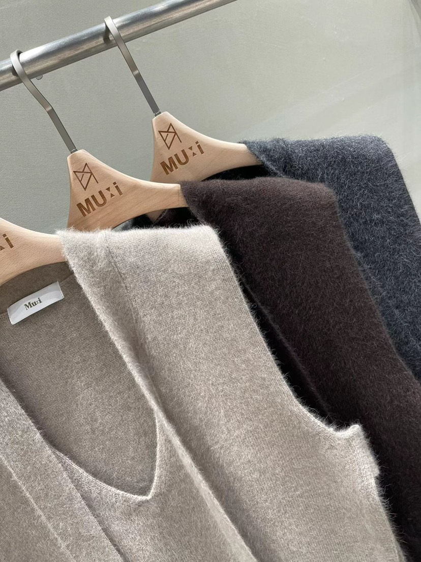 THE MUI韓國代購㊣女裝新品職業推薦人氣25秋冬休閑吊帶背心THE MUI吊帶/背心