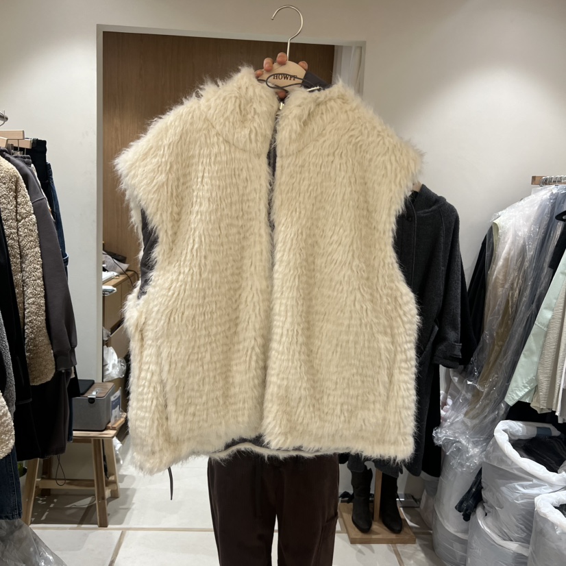 HOWFF韓國直郵㊣女士新品人氣推薦熱賣馬甲不含內搭雙面連帽HOWFF馬甲