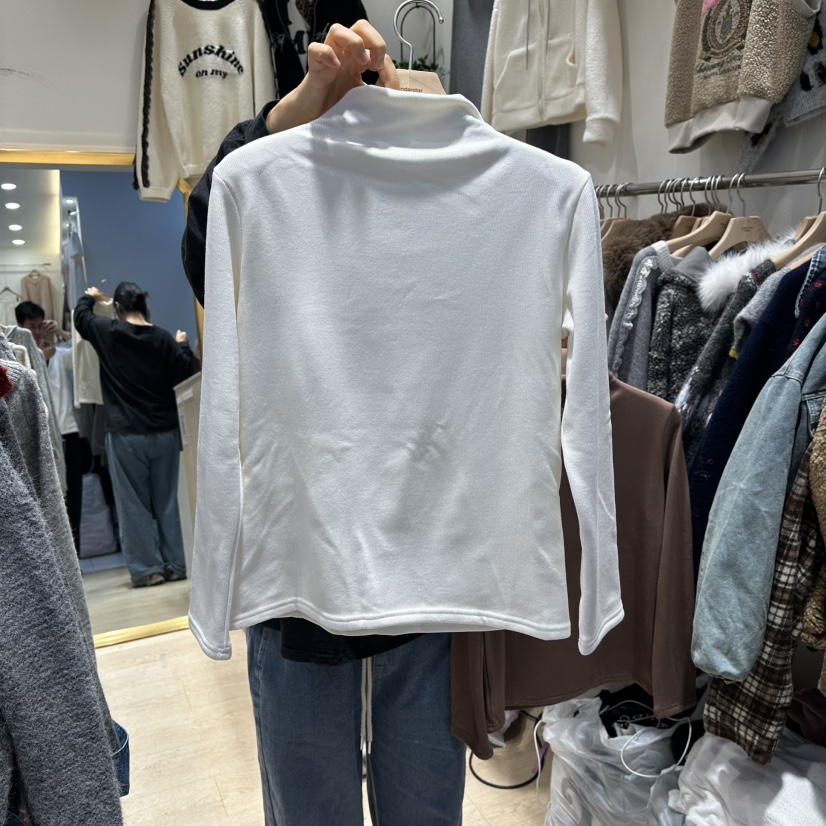 UNDERSTAR_VINTAGE東大門㊣代購女裝新品休閑長袖T恤不含配飾貂皮UNDERSTAR_VINTAGE長袖T恤圖色1白色