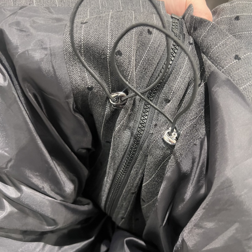 OGI東大門㊣直郵女裝新款25秋冬熱賣時尚真品夾克荷葉邊拉鏈FLat OGI夾克