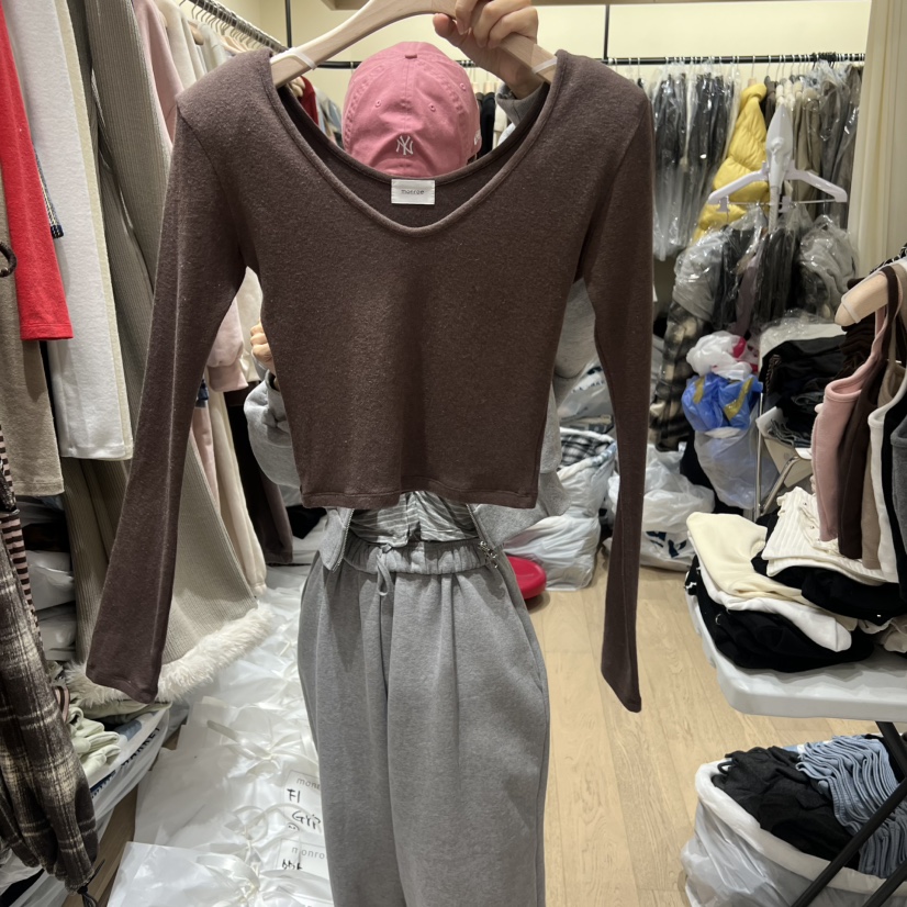 MEMOIRE韓國代購㊣女士新款時尚人氣25秋冬熱賣休閑長袖T恤V領MEMOIRE長袖T恤圖色3