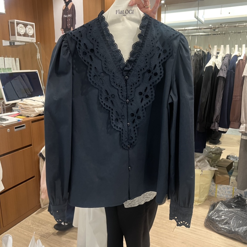 OGI東大門㊣實拍女裝新品時尚25秋冬熱賣休閑推薦襯衫蕾絲衫FLat OGI襯衫/蕾絲衫圖色2