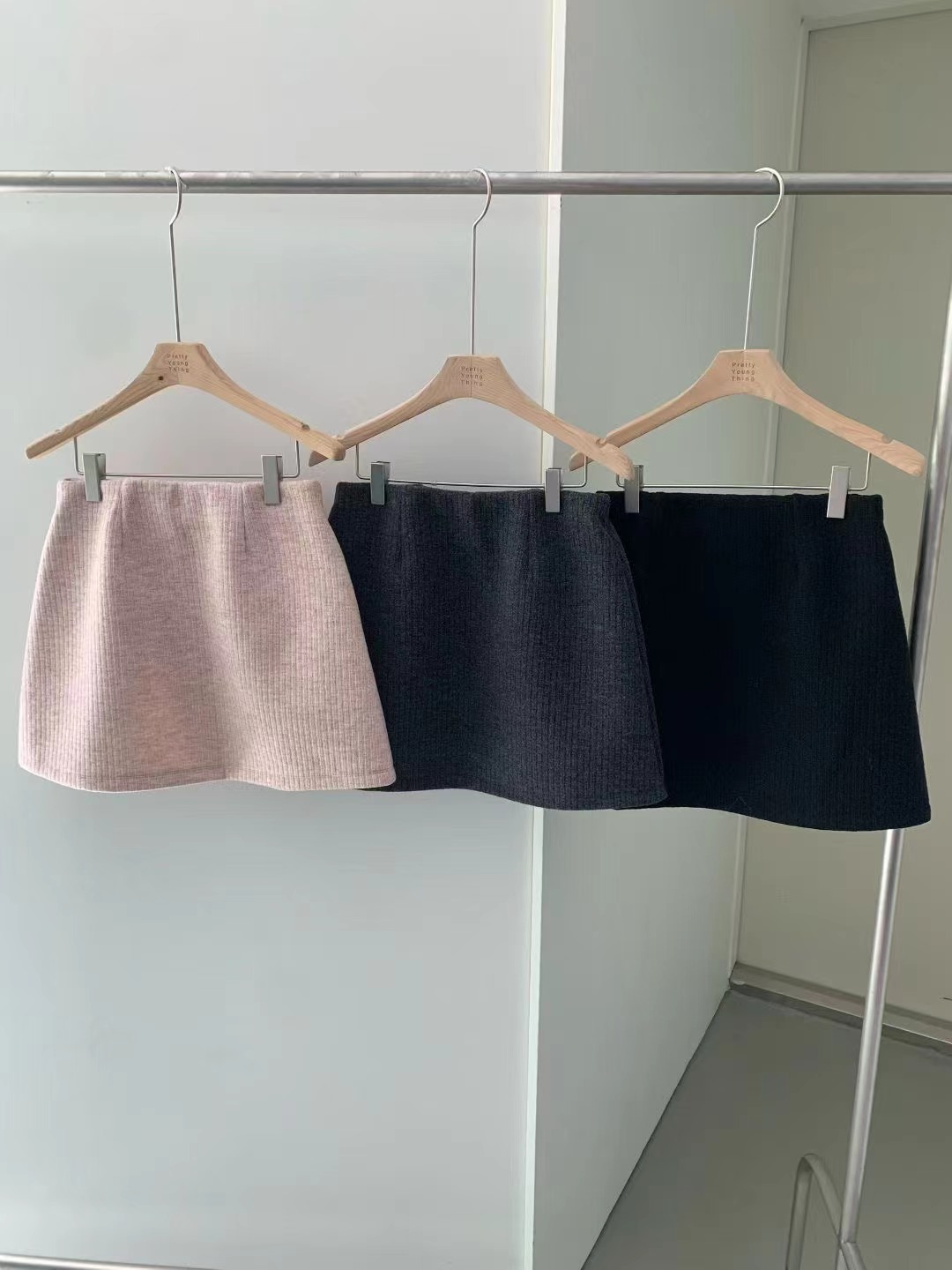 PYT-ot韓國代購㊣女士新款時尚熱賣25秋冬人氣推薦職業短裙pretty young thing短裙圖色2左二色