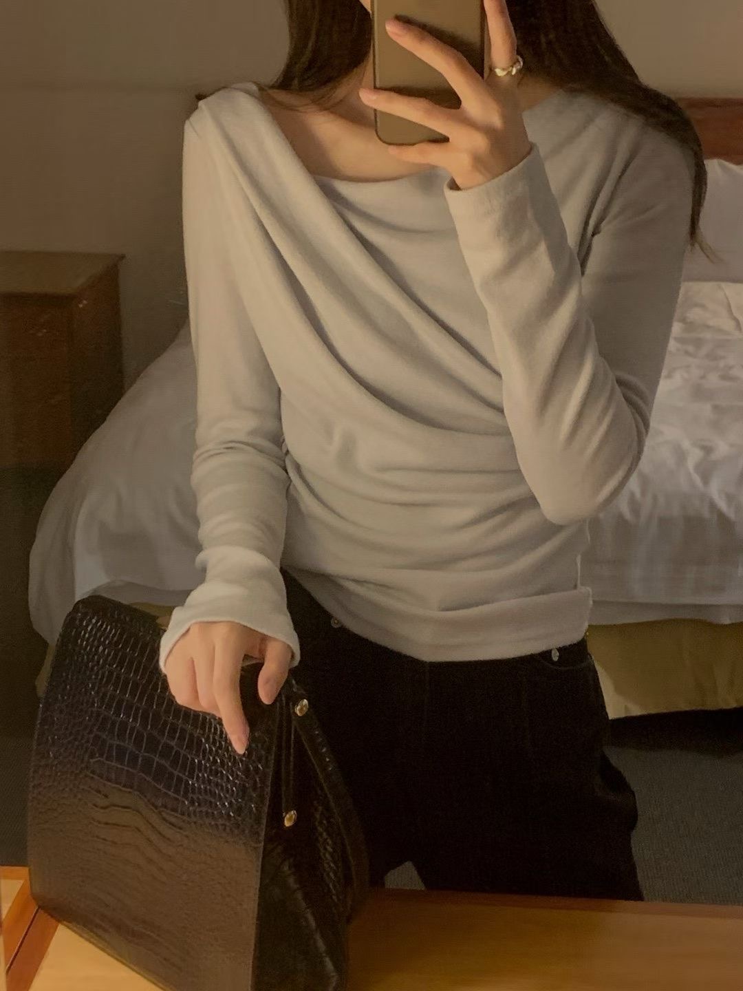 OSRO東大門㊣代購女裝新品25秋冬真品職業時尚熱賣長袖T恤褶皺OSRO長袖T恤