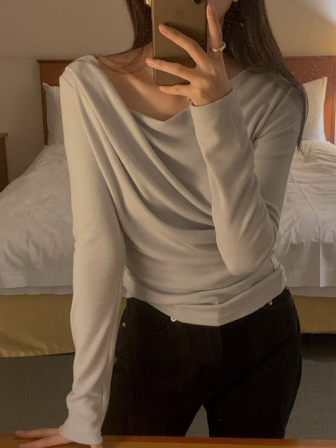 OSRO東大門㊣代購女裝新品25秋冬真品職業時尚熱賣長袖T恤褶皺OSRO長袖T恤圖色1