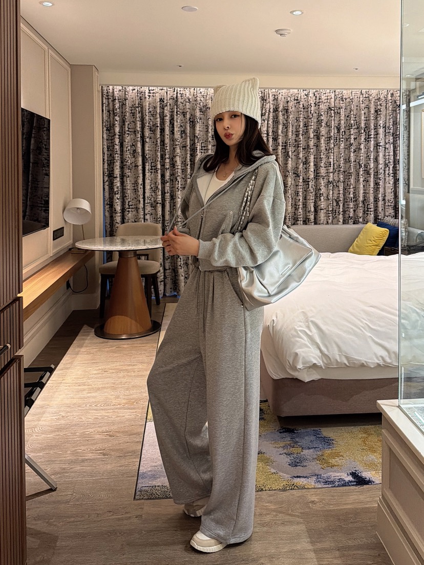 CLOTH東大門㊣實拍女裝新品真品25秋冬休閑推薦套裝加絨套裝CLOTH套裝