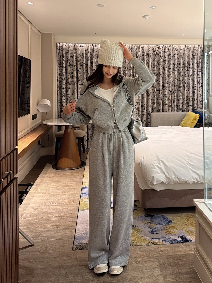 CLOTH東大門㊣實拍女裝新品真品25秋冬休閑推薦套裝加絨套裝CLOTH套裝