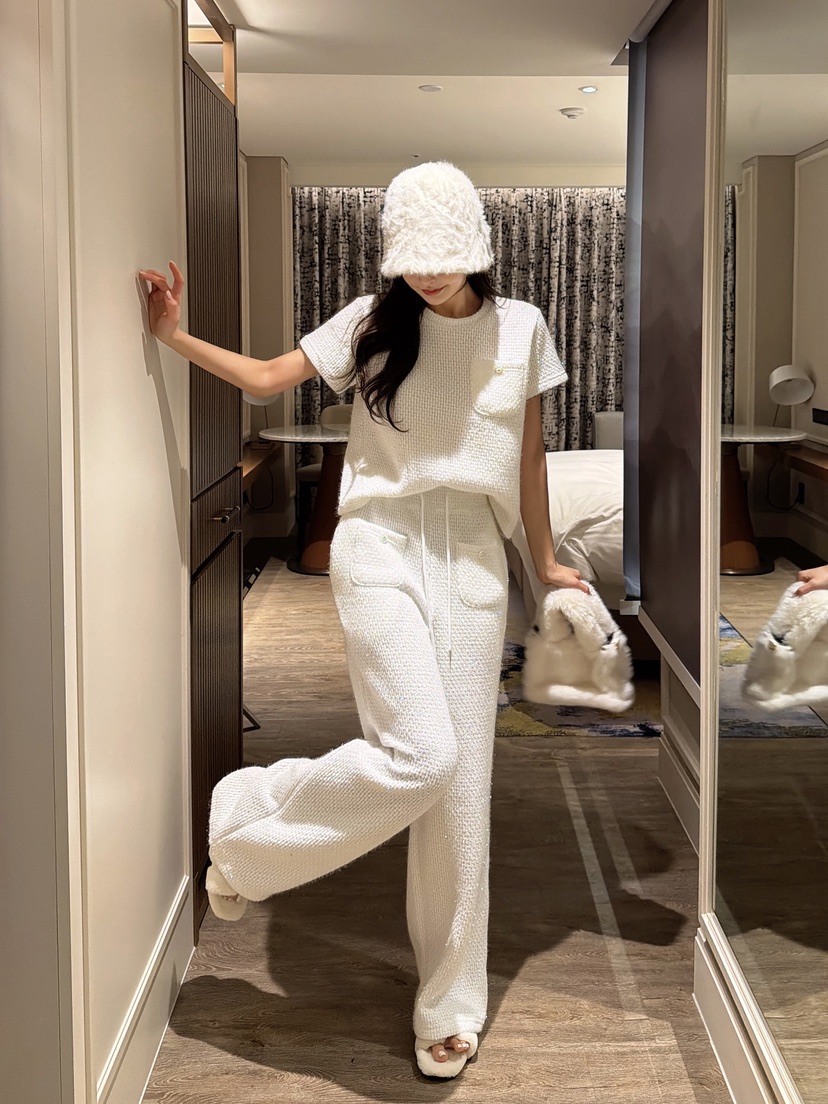 CLOTH東大門㊣實拍女裝新款推薦時尚真品熱賣人氣25秋冬套裝套裝CLOTH套裝