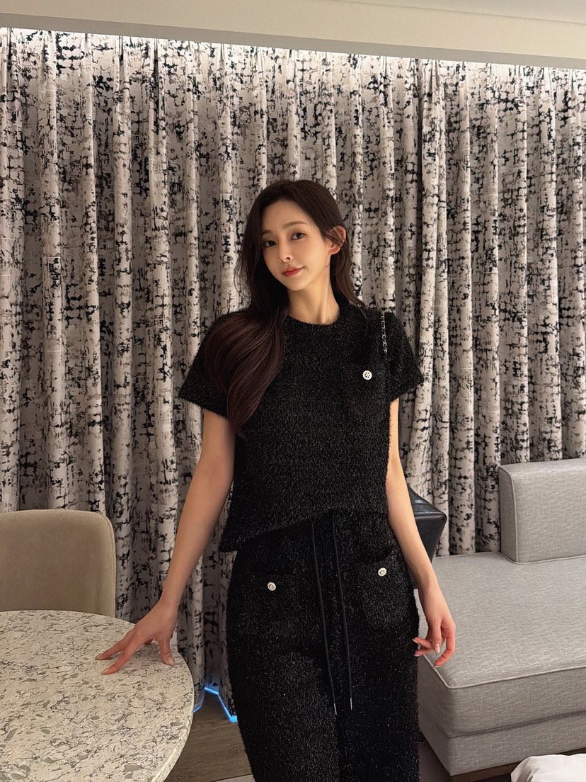 CLOTH東大門㊣實拍女裝新款推薦時尚真品熱賣人氣25秋冬套裝套裝CLOTH套裝