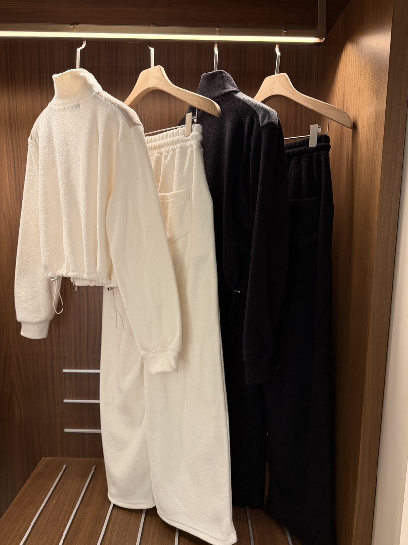 CLOTH東大門㊣直郵女士新品25秋冬推薦時尚職業套裝拉鏈套裝CLOTH套裝