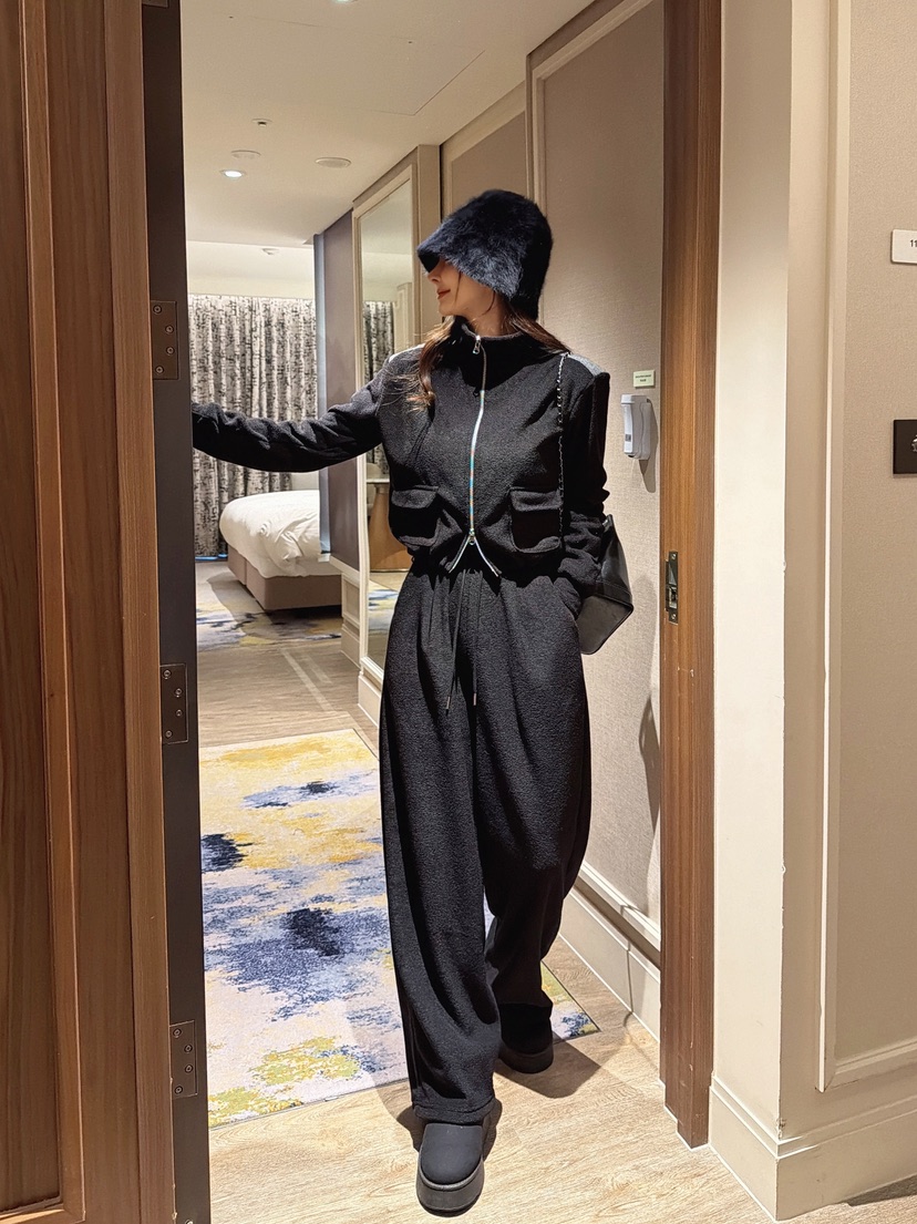 CLOTH東大門㊣直郵女士新品25秋冬推薦時尚職業套裝拉鏈套裝CLOTH套裝