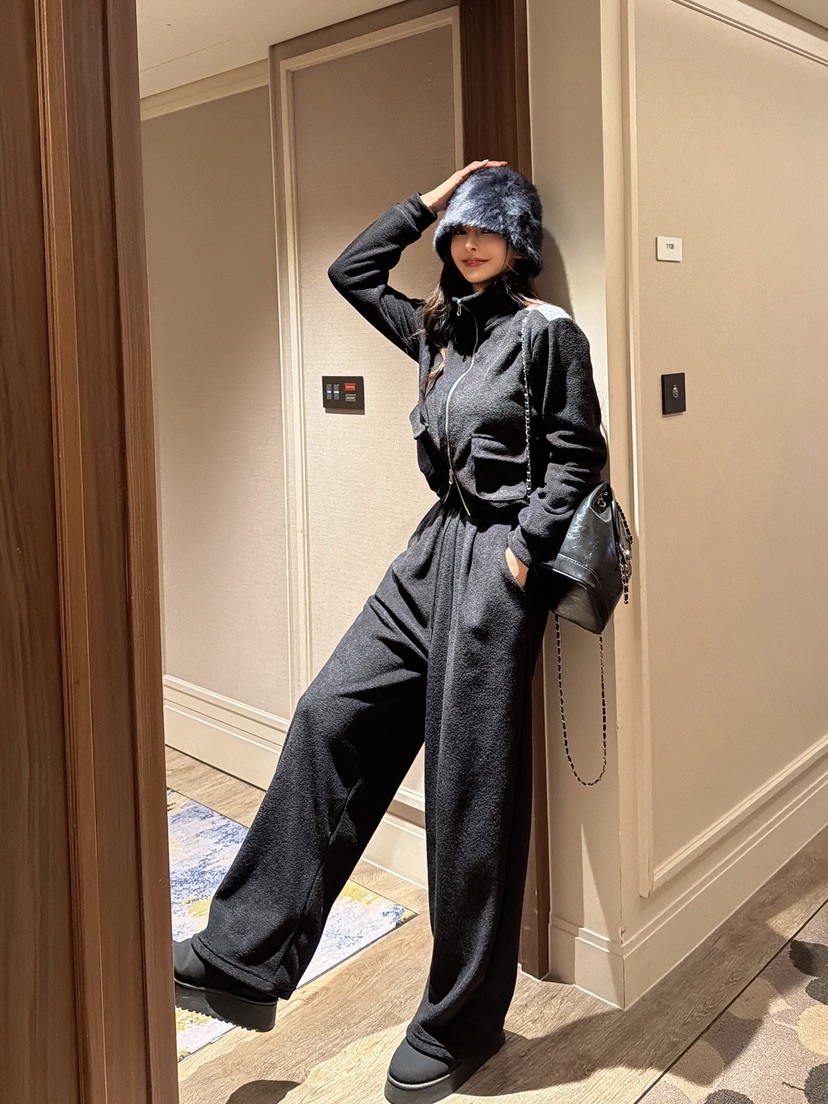 CLOTH東大門㊣直郵女士新品25秋冬推薦時尚職業套裝拉鏈套裝CLOTH套裝