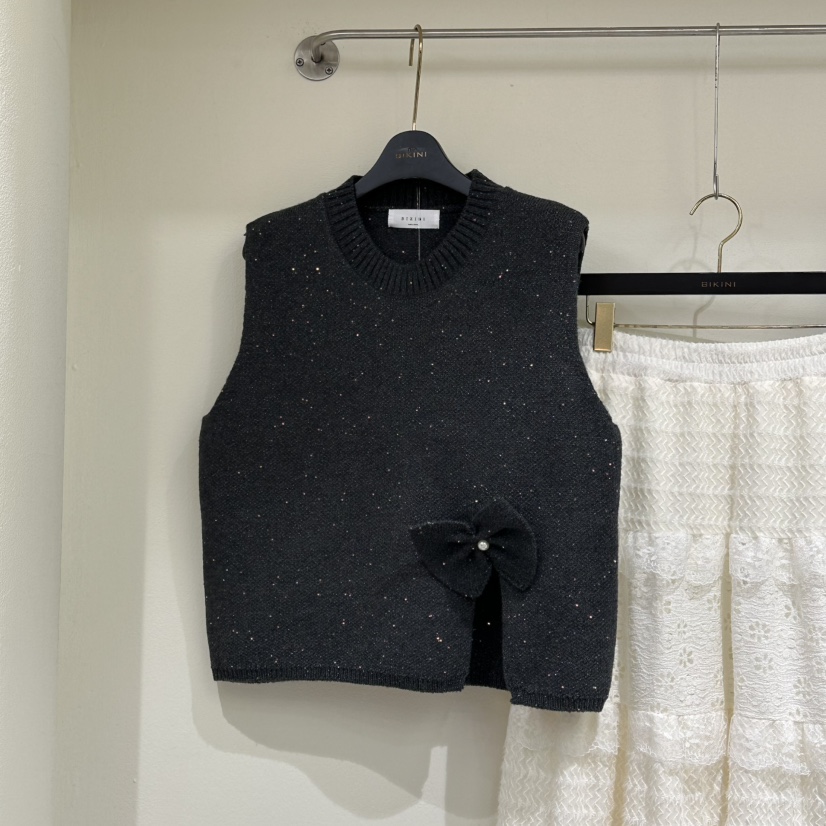 BIKINI東大門㊣實拍女裝新款人氣休閑熱賣職業25秋冬吊帶背心BIKINI吊帶/背心圖色1淺灰色