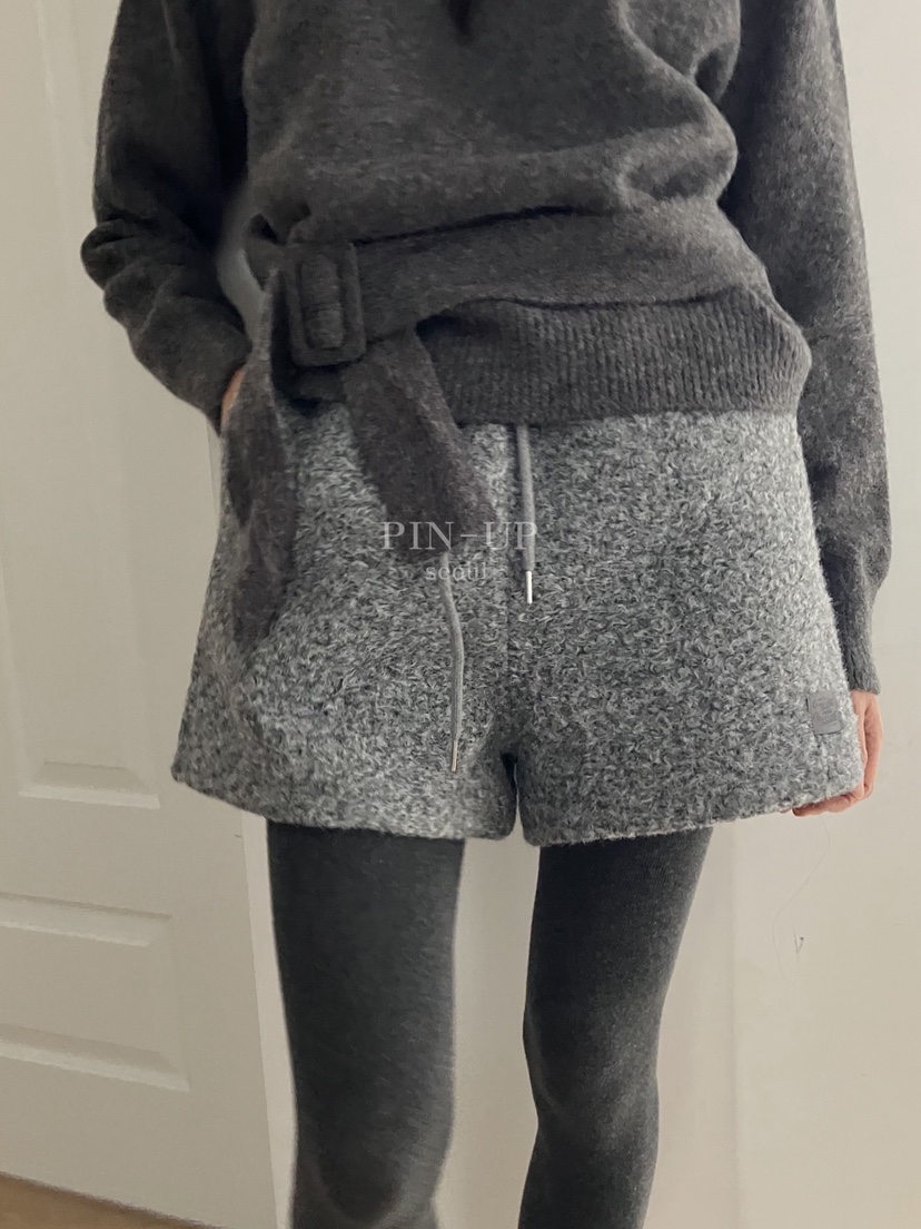 PIN-UP東大門㊣代購女裝新品熱賣休閑人氣時尚職業25秋冬短褲PIN-UP短褲
