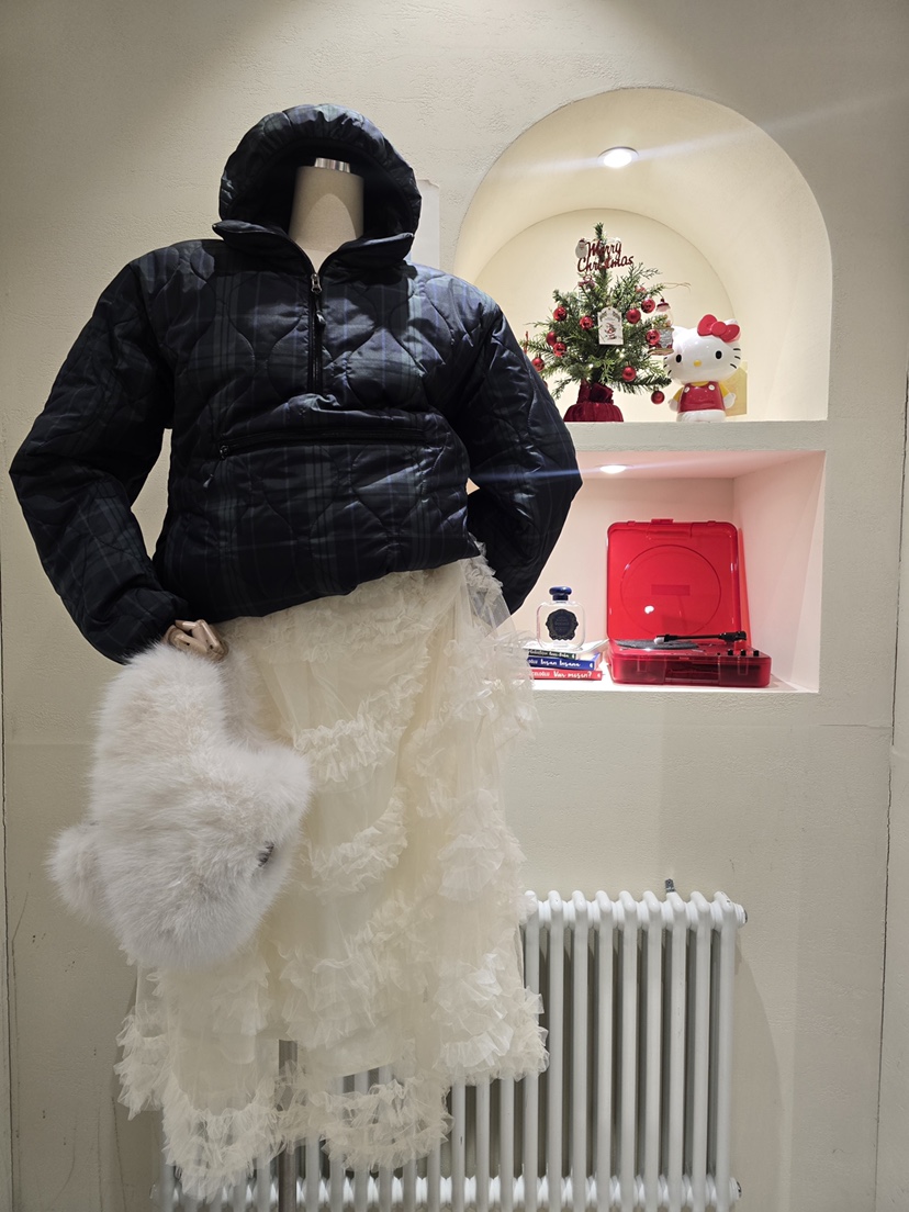 LIKEVAM東大門㊣直郵女裝新款職業休閑熱賣推薦人氣短款棉服LIKEVAM短款棉服