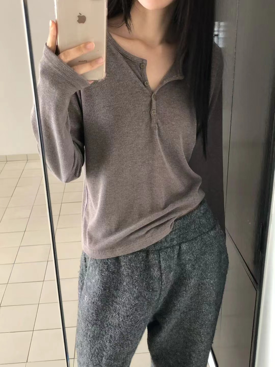 STAY韓國代購㊣女裝新品熱賣休閑25秋冬時尚人氣長袖T恤紐扣STAY長袖T恤圖色2