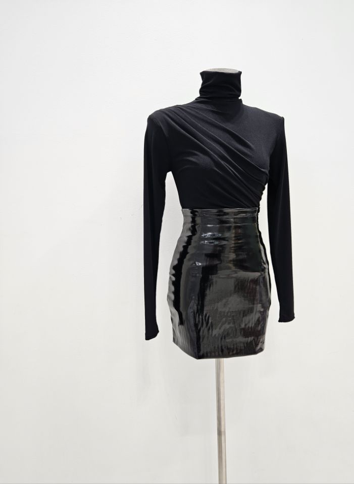 HIGH HEELS韓國直郵㊣女裝新款熱賣真品職業推薦長袖T恤褶皺HIGH HEELS長袖T恤