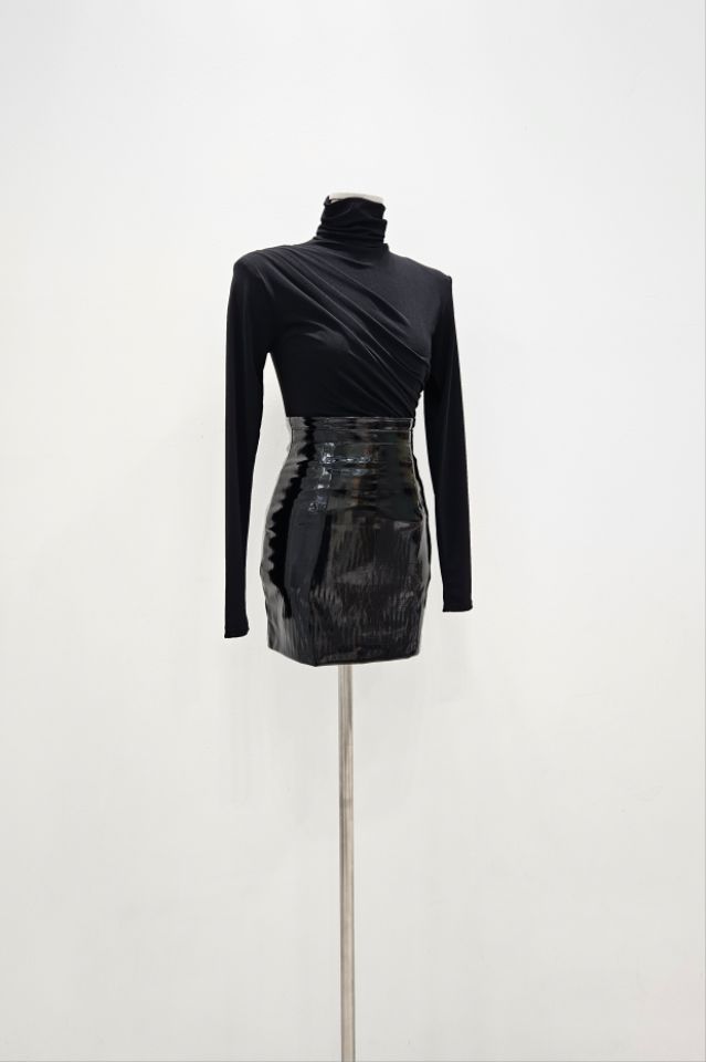 HIGH HEELS韓國直郵㊣女裝新款熱賣真品職業推薦長袖T恤褶皺HIGH HEELS長袖T恤