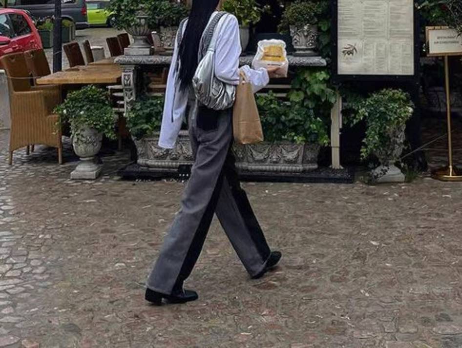 J CAT東大門㊣直郵女士新款休閑熱賣真品時尚25秋冬牛仔褲J CAT牛仔褲