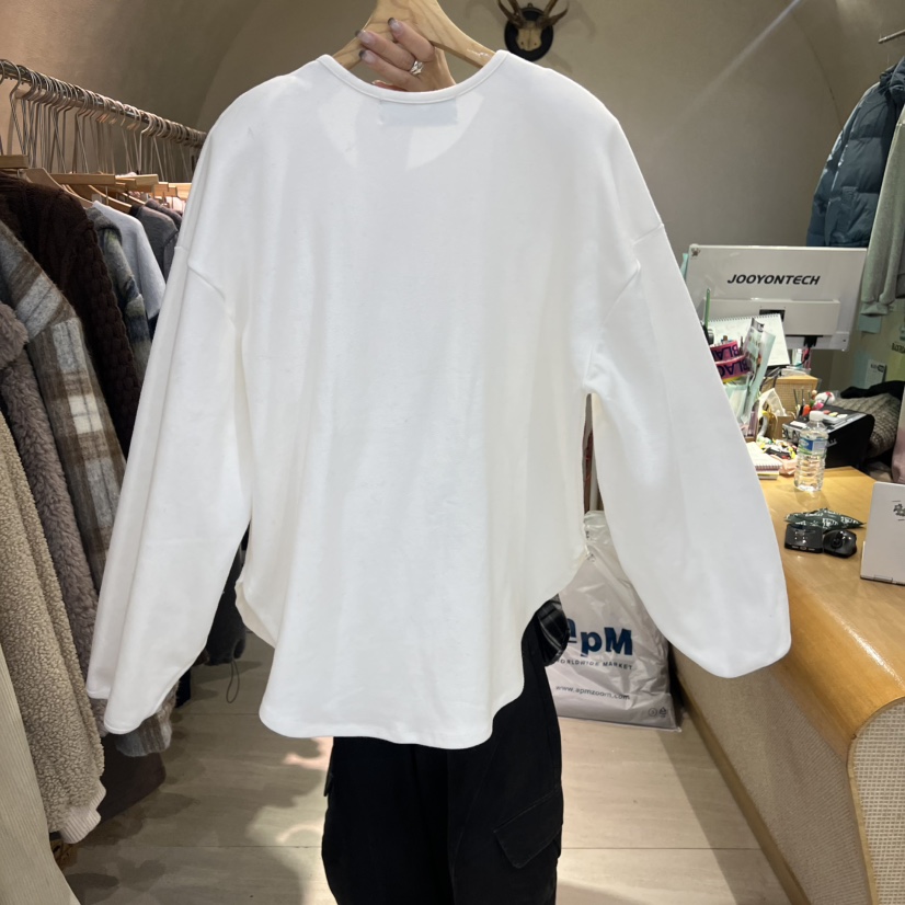 BLACKFRIDAY韓國代購㊣女裝新品推薦休閑熱賣時尚人氣長袖T恤BLACK FRIDAY長袖T恤