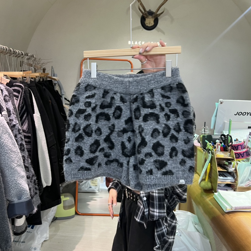 BLACKFRIDAY東大門㊣直郵女士新款真品時尚25秋冬休閑短褲豹紋BLACK FRIDAY短褲圖色2