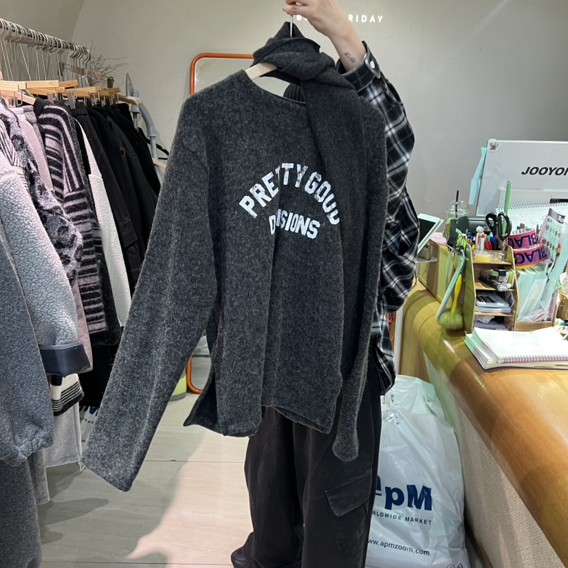 BLACKFRIDAY韓國代購㊣女裝新品時尚推薦休閑長袖T恤含圍巾BLACK FRIDAY長袖T恤圖色1