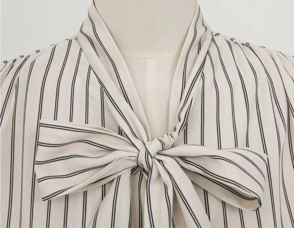 GUNNY GIRLS-거니걸스-T韓國代購㊣女裝新品人氣襯衫蕾絲衫GUNNY GIRLS襯衫/蕾絲衫