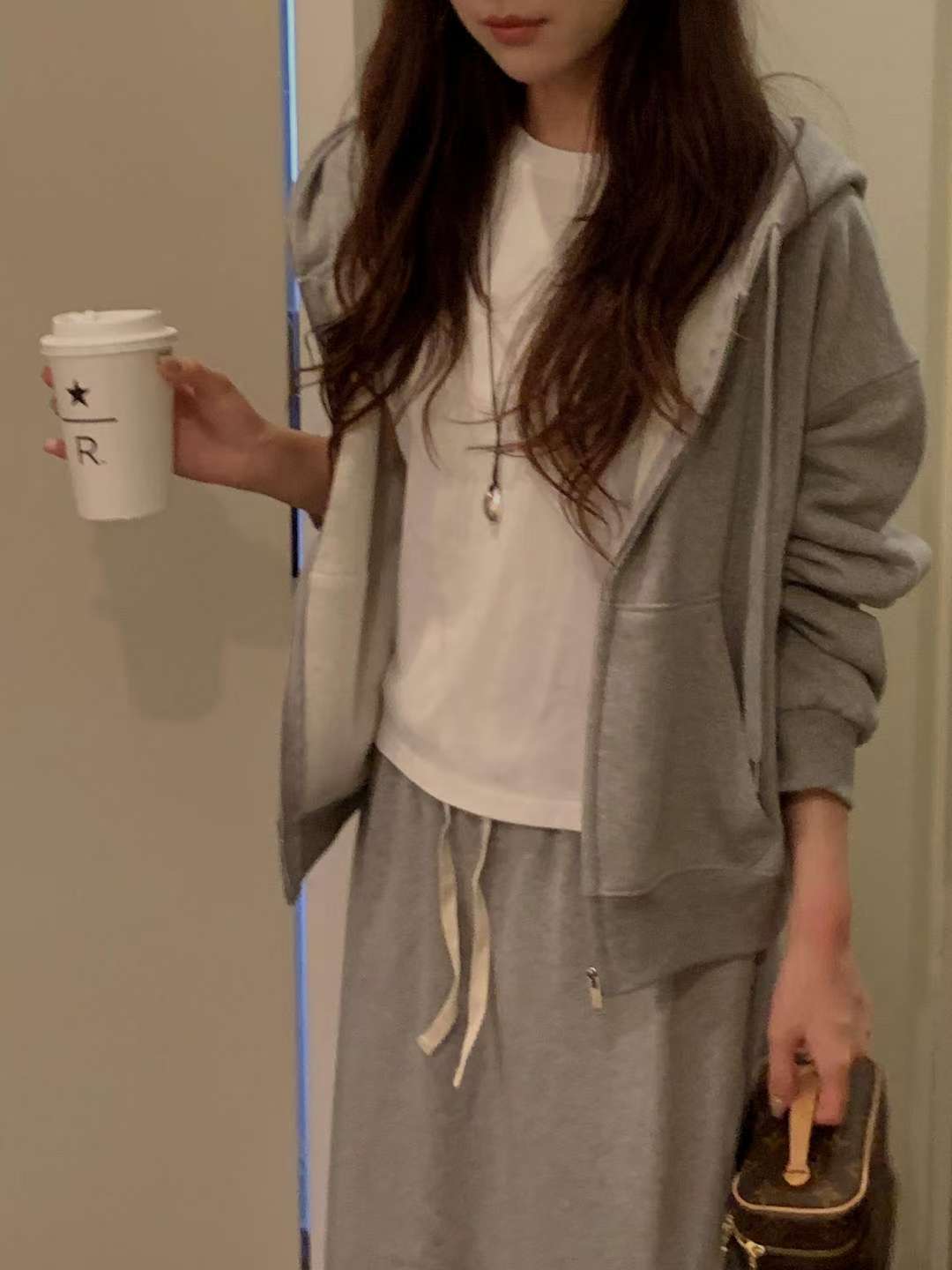 MIELLE-미엘르-OT韓國代購㊣女士新款真品夾克連帽拉鏈衫MIELLE-미엘르-OT夾克圖色1