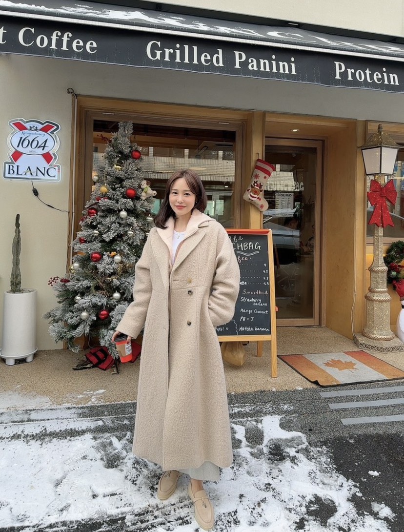 RIAH東大門㊣代購女士新品休閑人氣真品中長款大衣Sale馬海毛RIAH中長款大衣圖色2