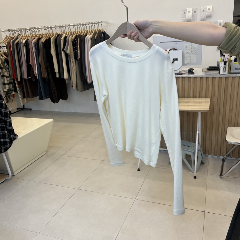 FUNNY POWDER韓國代購㊣女裝新品人氣熱賣真品長袖T恤天絲THE FUNNY長袖T恤圖色3