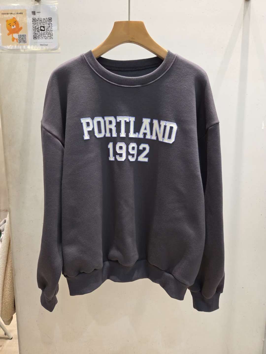 JAMES 제임스東大門㊣實拍女裝新品25秋冬人氣熱賣衛衣加絨JAMES衛衣圖色3