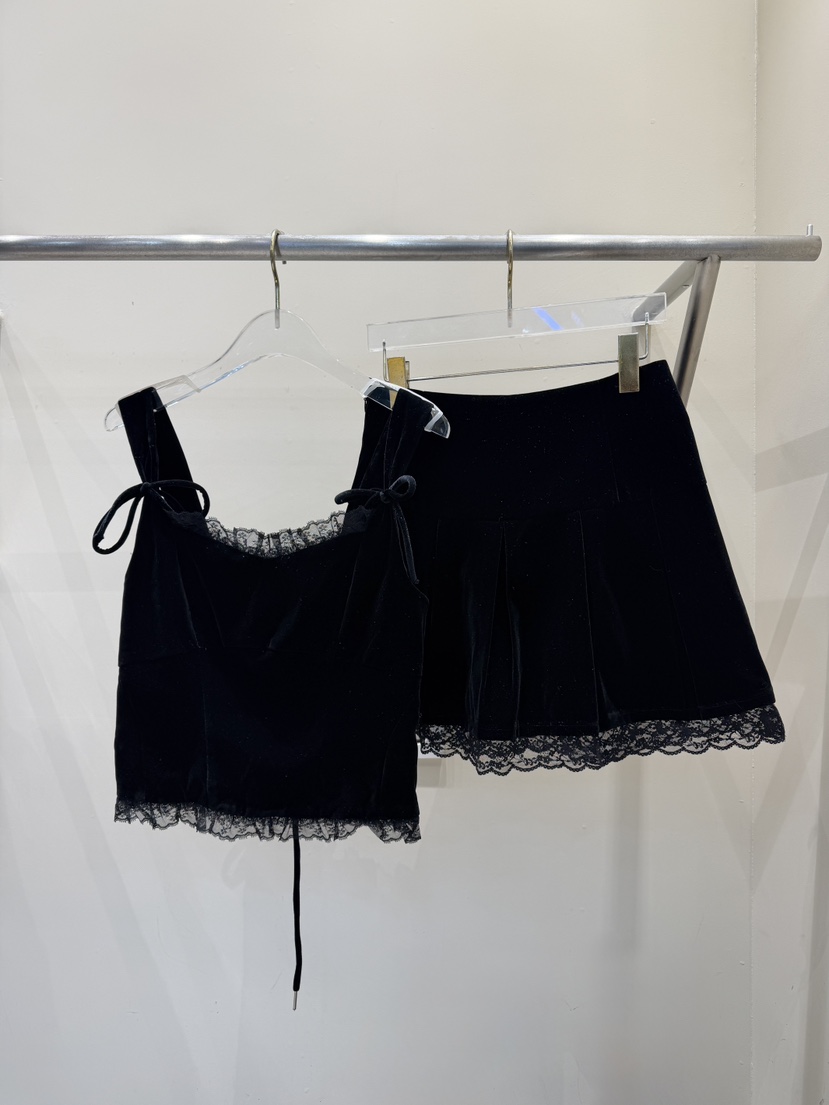 81 MARKET-L東大門㊣代購女士新品時尚推薦熱賣人氣短裙絨81 MARKET-L短裙