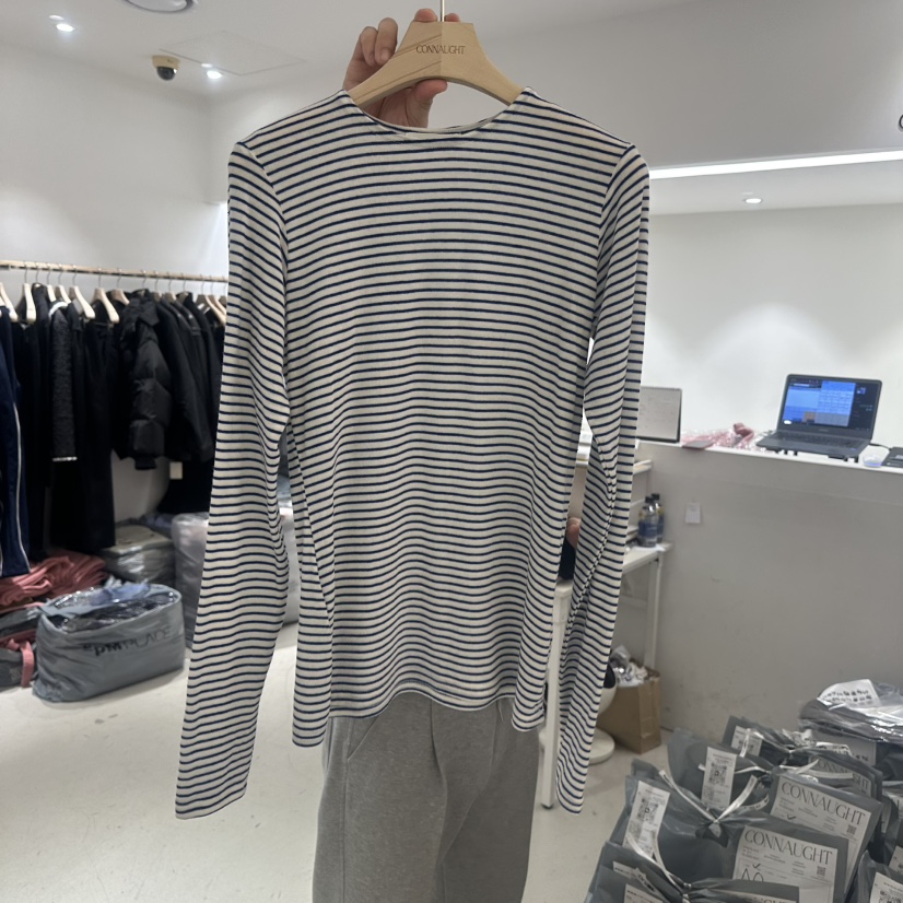 CONNAUGHT東大門㊣實拍女裝新品時尚推薦職業真品休閑長袖T恤CONNAUGHT長袖T恤圖色2藍色