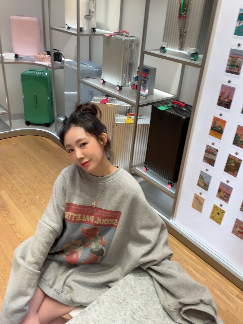 PALETTE-Q東大門㊣代購女士新品真品25秋冬人氣熱賣時尚衛衣PALETTE-Q衛衣