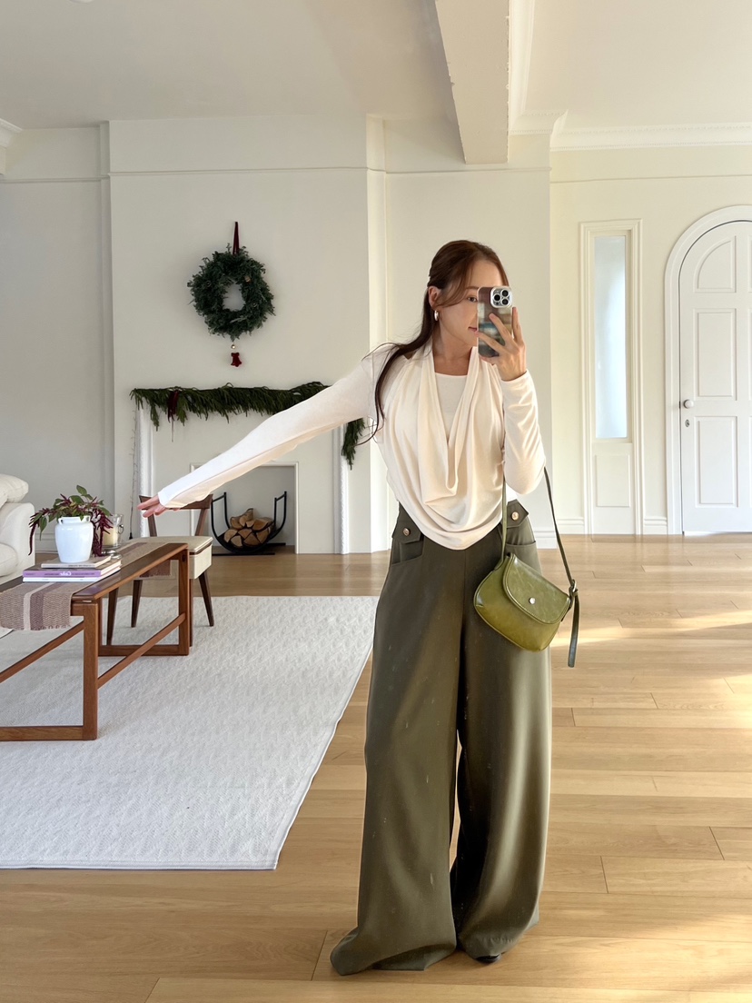 BOLD東大門㊣直郵女裝新款時尚職業25秋冬真品休閑人氣長袖T恤BOLD長袖T恤