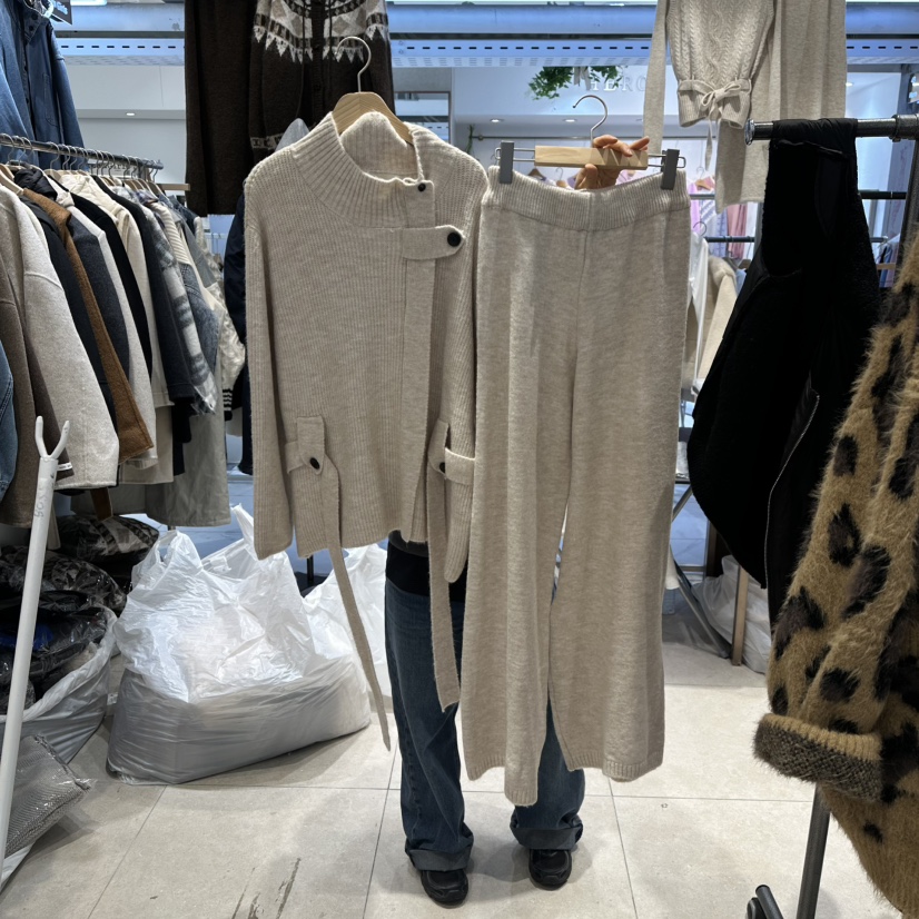 DREAM GIRIS/HOT PLACE韓國代購㊣女士新品休閑套裝含腰帶套裝DREAM GIRIS/HOT PLACE套裝圖色2