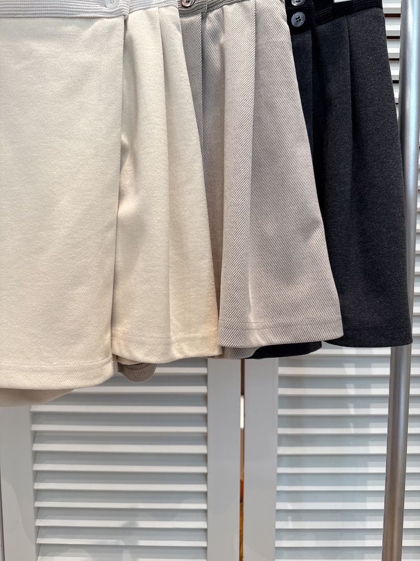 FAVE-L韓國代購㊣女士新品職業熱賣休閑25秋冬推薦人氣短褲FAVE-L短褲