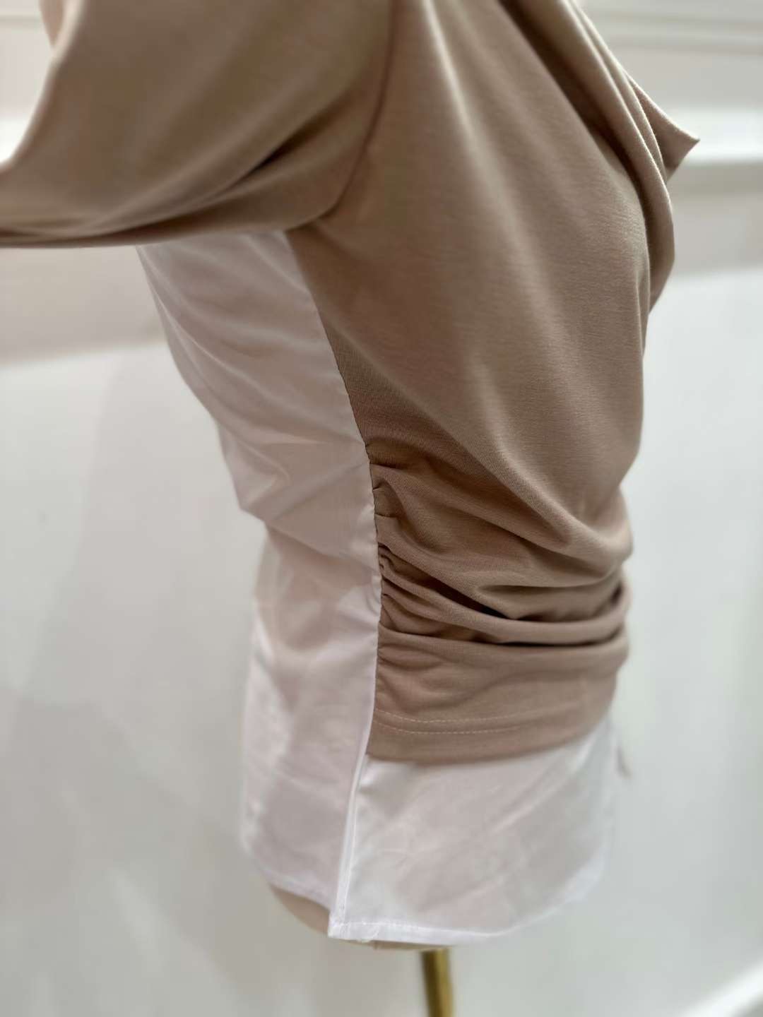 HEE SHOP東大門㊣實拍女士新款25秋冬人氣時尚長袖T恤假兩件HEE SHOP長袖T恤