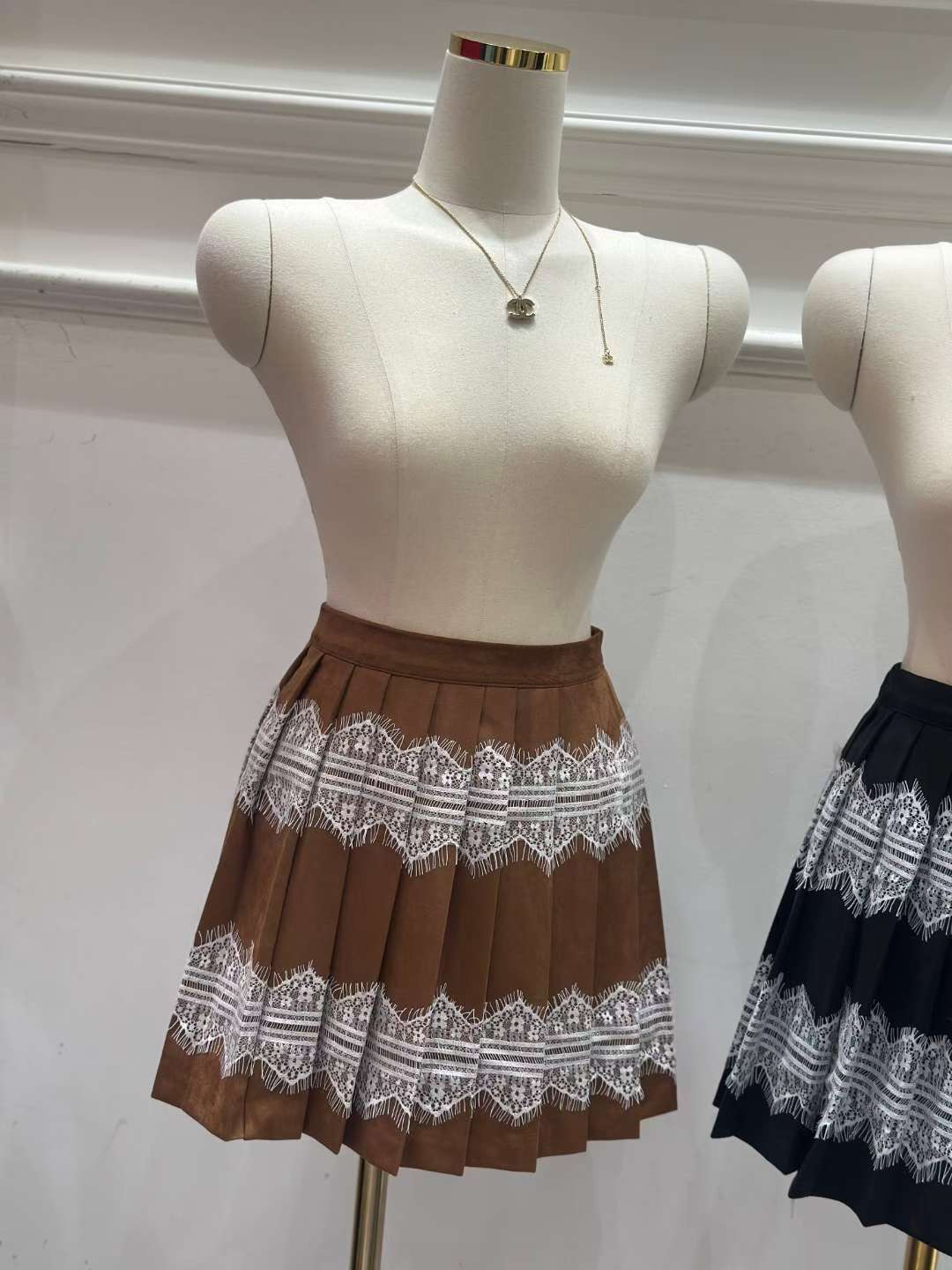 HEE SHOP東大門㊣代購女裝新款25秋冬人氣推薦半身裙中短裙HEE SHOP半身裙/中短裙圖色1