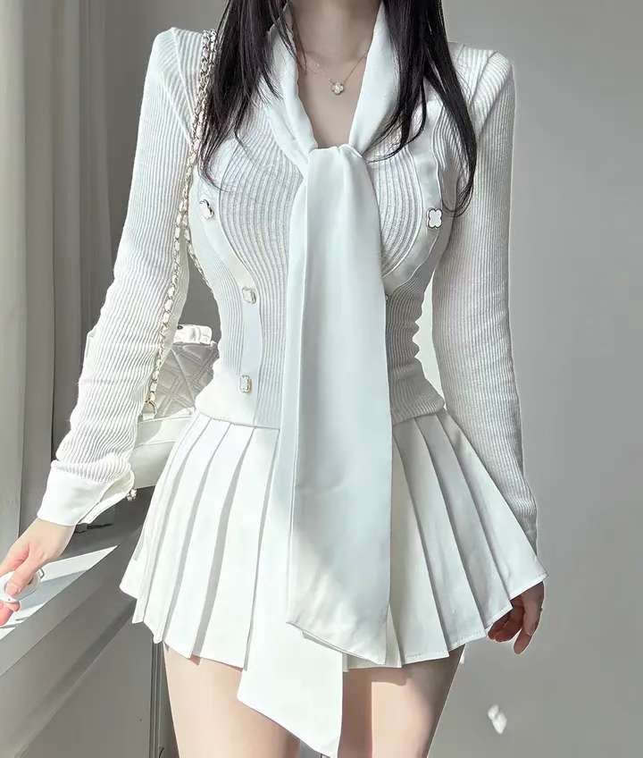 HEE SHOP韓國直郵㊣女裝新款真品時尚人氣25秋冬職業長袖T恤HEE SHOP長袖T恤圖色1