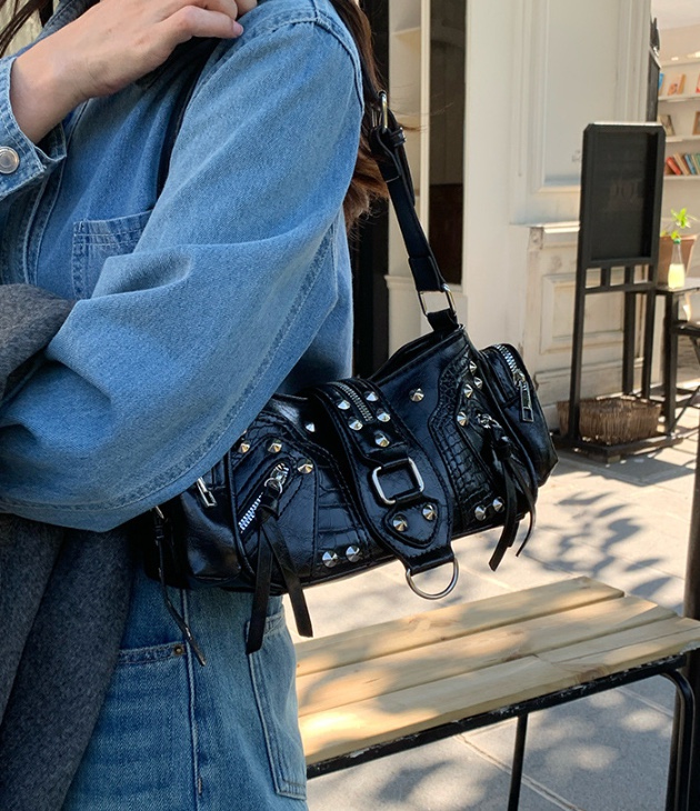 POSH BLUE東大門㊣代購女士新款25秋冬時尚人氣單肩斜跨包POSH BLUE單肩/斜跨包