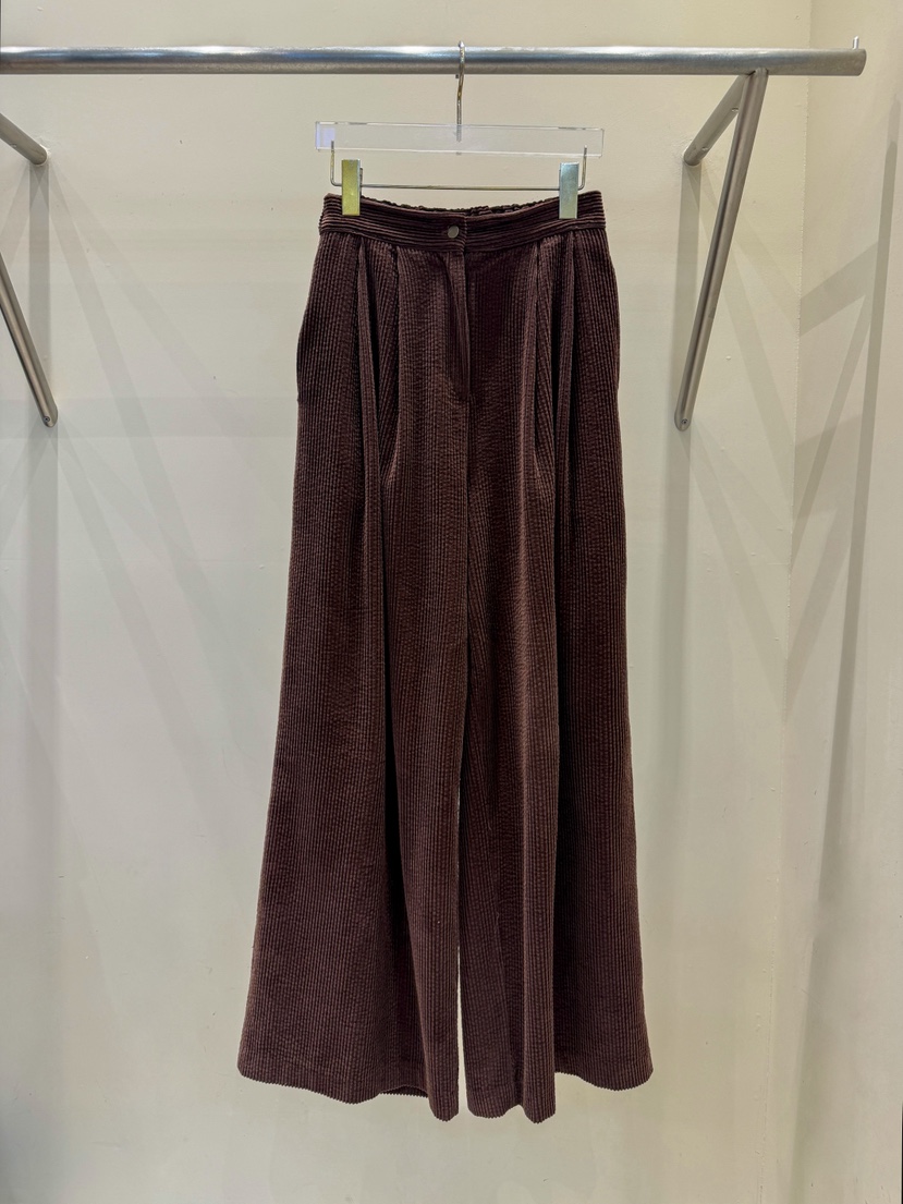 81 MARKET-L韓國直郵㊣女裝新款熱賣時尚休閑褲燈芯絨條紋81 MARKET-L休閑褲圖色2