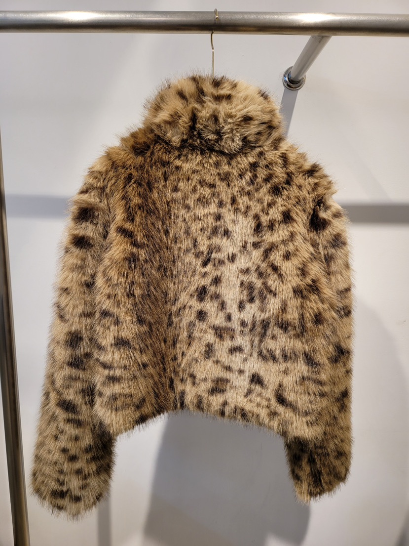 THE OTHER東大門㊣代購女士新款熱賣25秋冬短款大衣皮草豹紋THE OTHER短款大衣