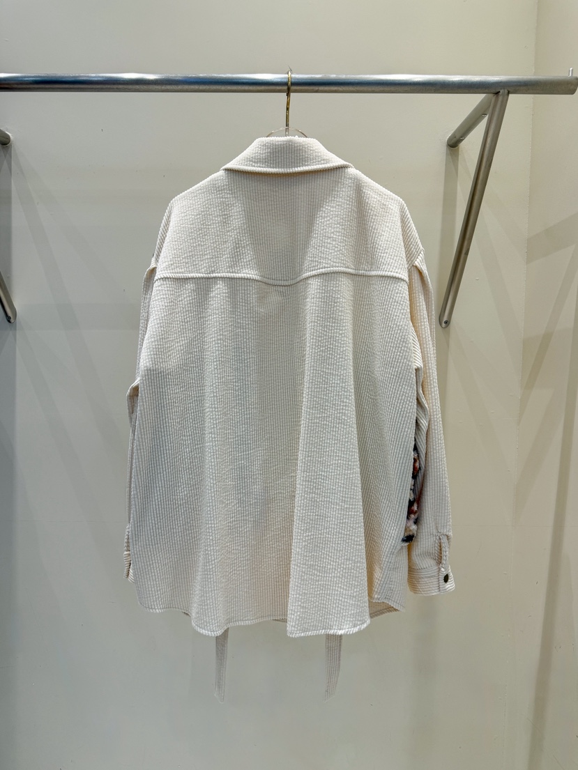 81 MARKET-L韓國代購㊣女士新款熱賣真品襯衫蕾絲衫燈心絨81 MARKET-L襯衫/蕾絲衫