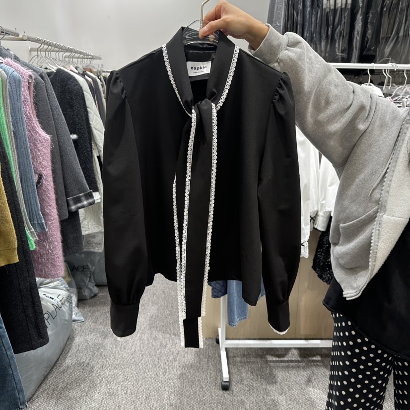 NAPKIN東大門㊣直郵女士新品時尚熱賣人氣襯衫蕾絲衫蕾絲圍巾NAPKIN襯衫/蕾絲衫圖色2