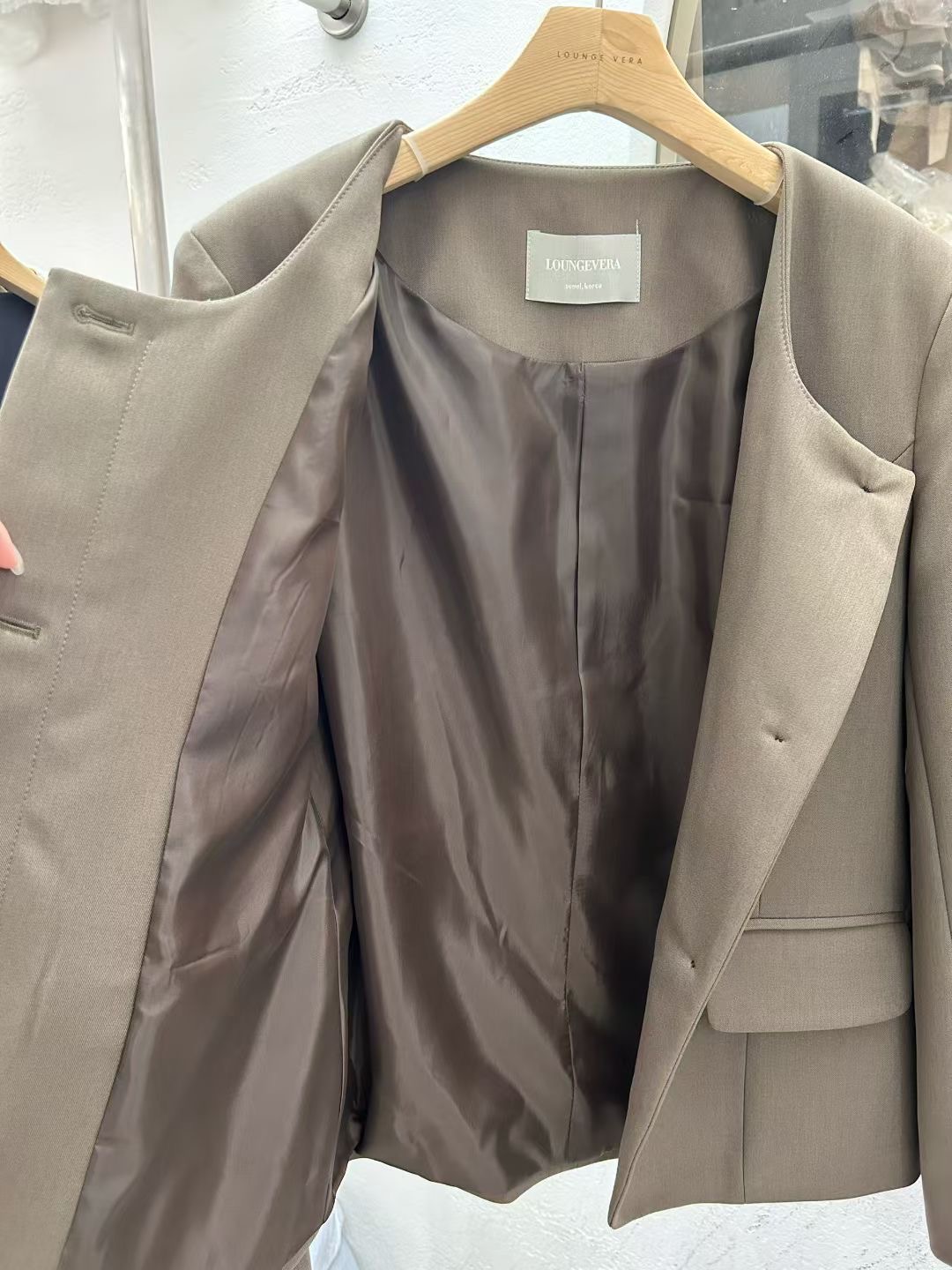 LOUNGE VERA東大門㊣代購女裝新款真品推薦25秋冬人氣夾克LOUNGE VERA-2件訂夾克