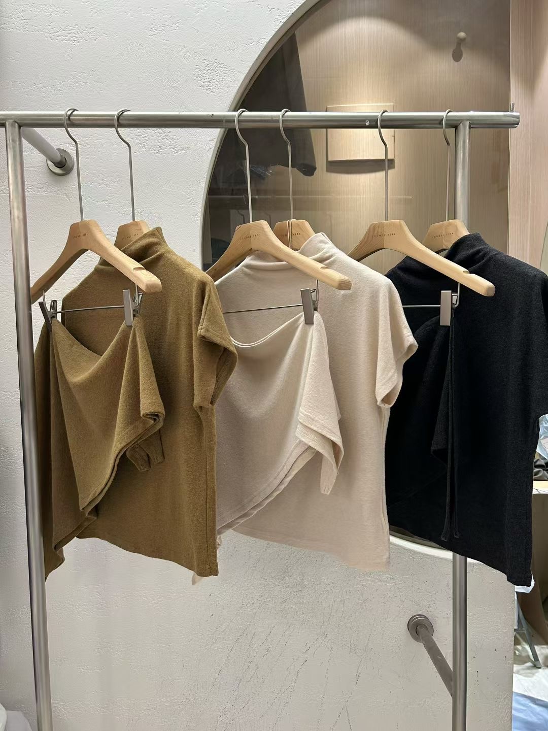 LOUNGE VERA東大門㊣直郵女士新款真品人氣熱賣職業推薦套裝LOUNGE VERA-2件訂套裝圖色2左二色