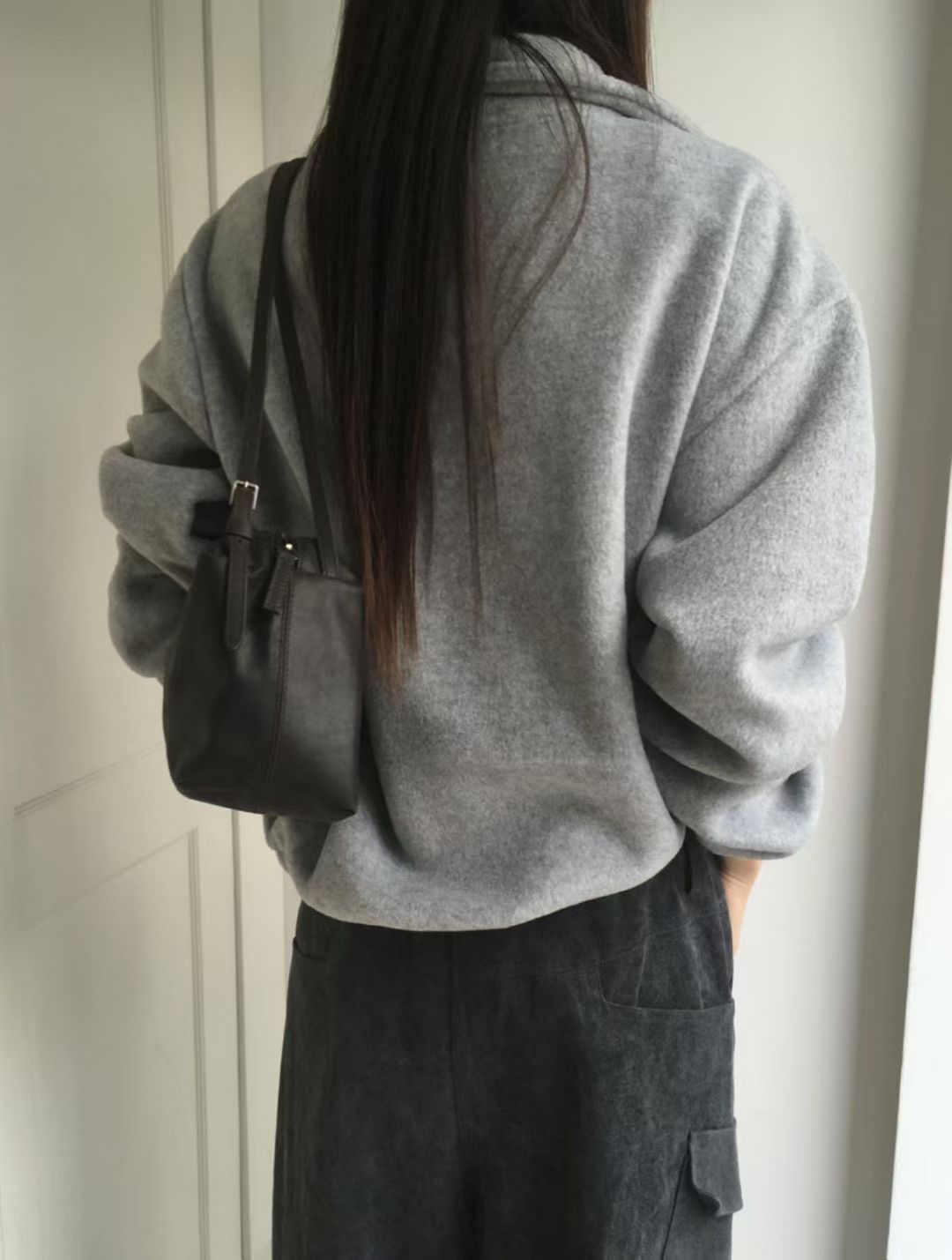 LOUNGE VERA韓國代購㊣女裝新款熱賣25秋冬人氣時尚推薦衛衣LOUNGE VERA-2件訂衛衣